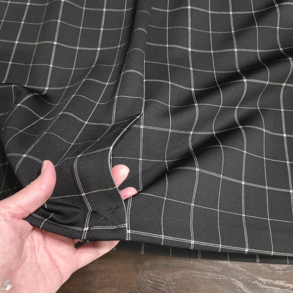 EVRI Black and White Checkered Women's Skirt Size 3X - Picture 3 of 9